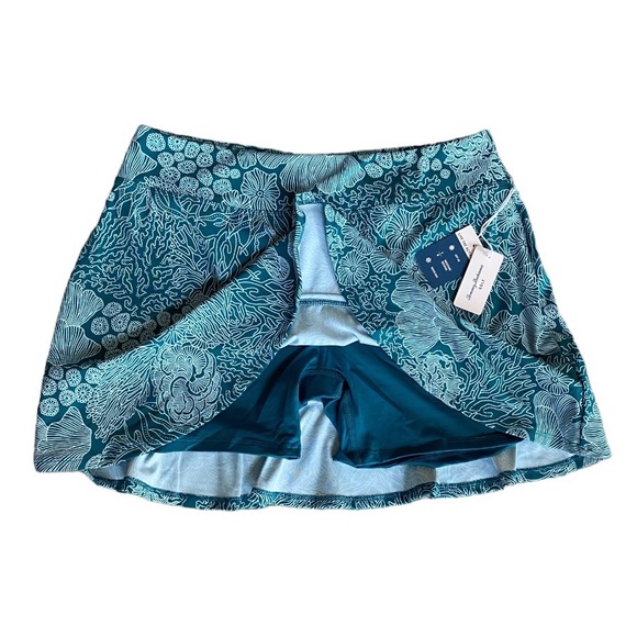 Tommy Bahama Women’s Golf Skort Green UPF 50 - Picture 2 of 6